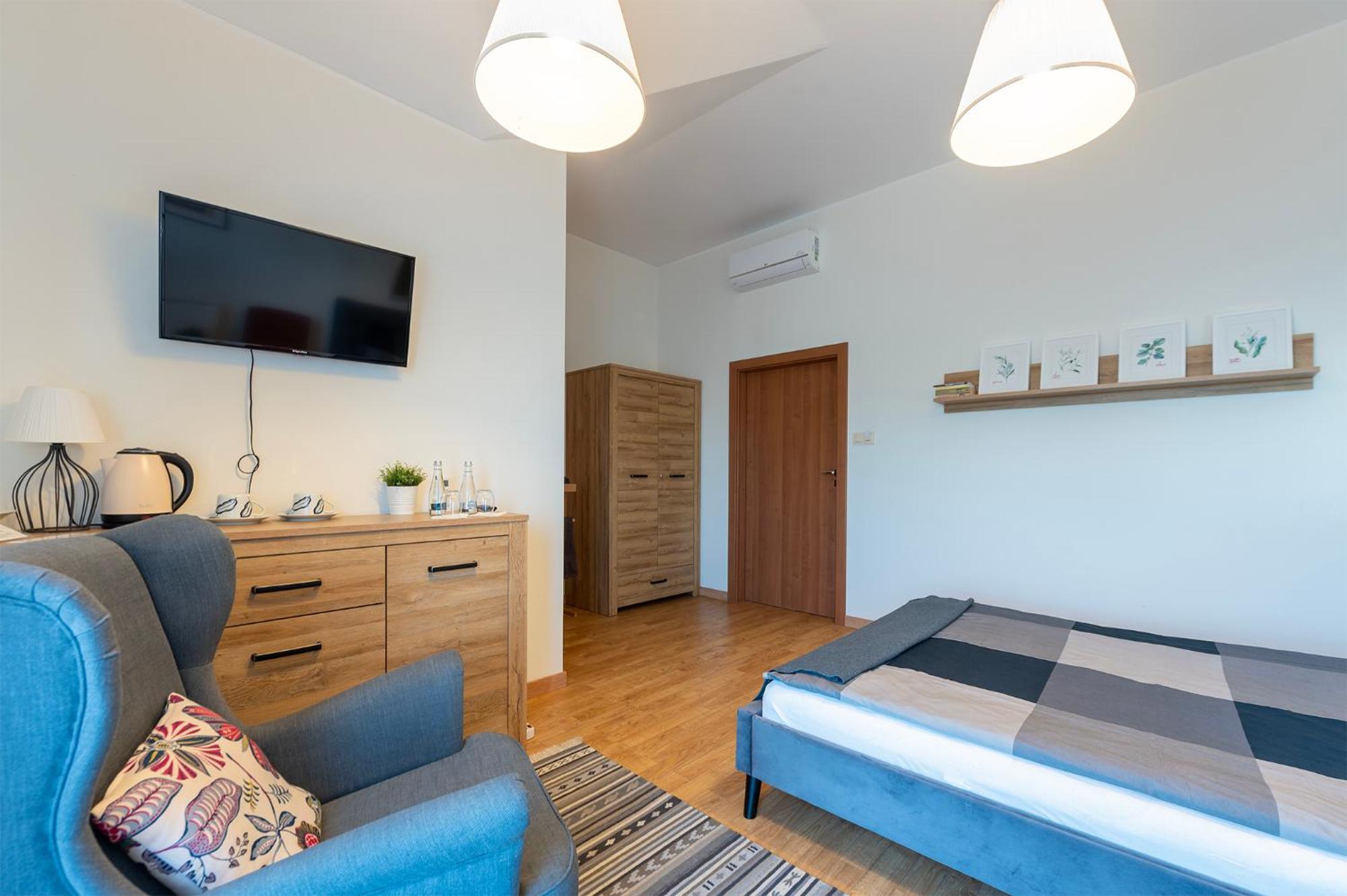 Medical Spa Kwiatowa Ленчица Экстерьер фото