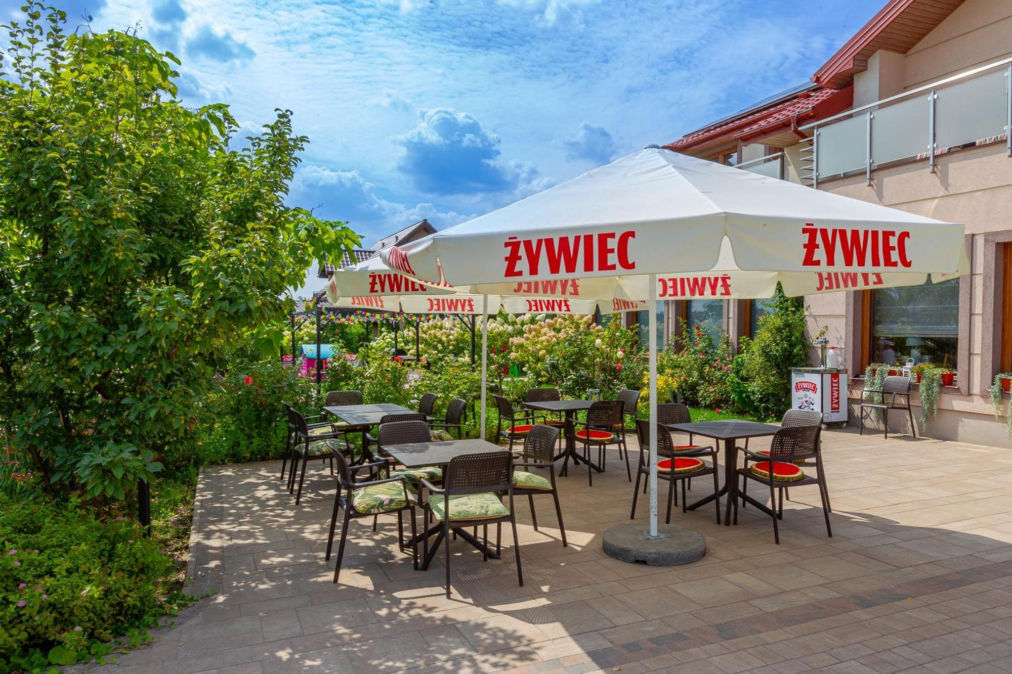 Medical Spa Kwiatowa Ленчица Экстерьер фото