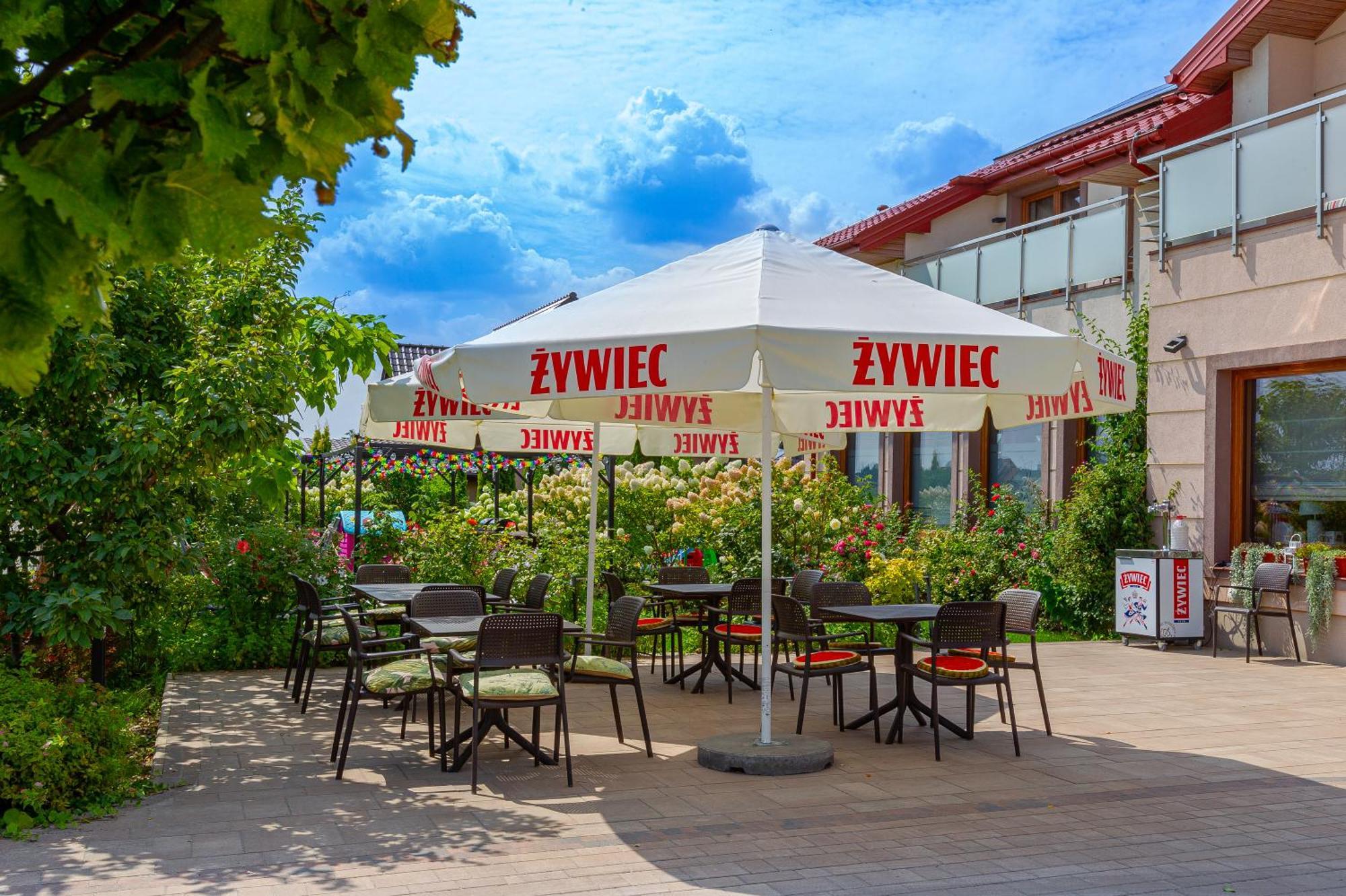 Medical Spa Kwiatowa Ленчица Экстерьер фото